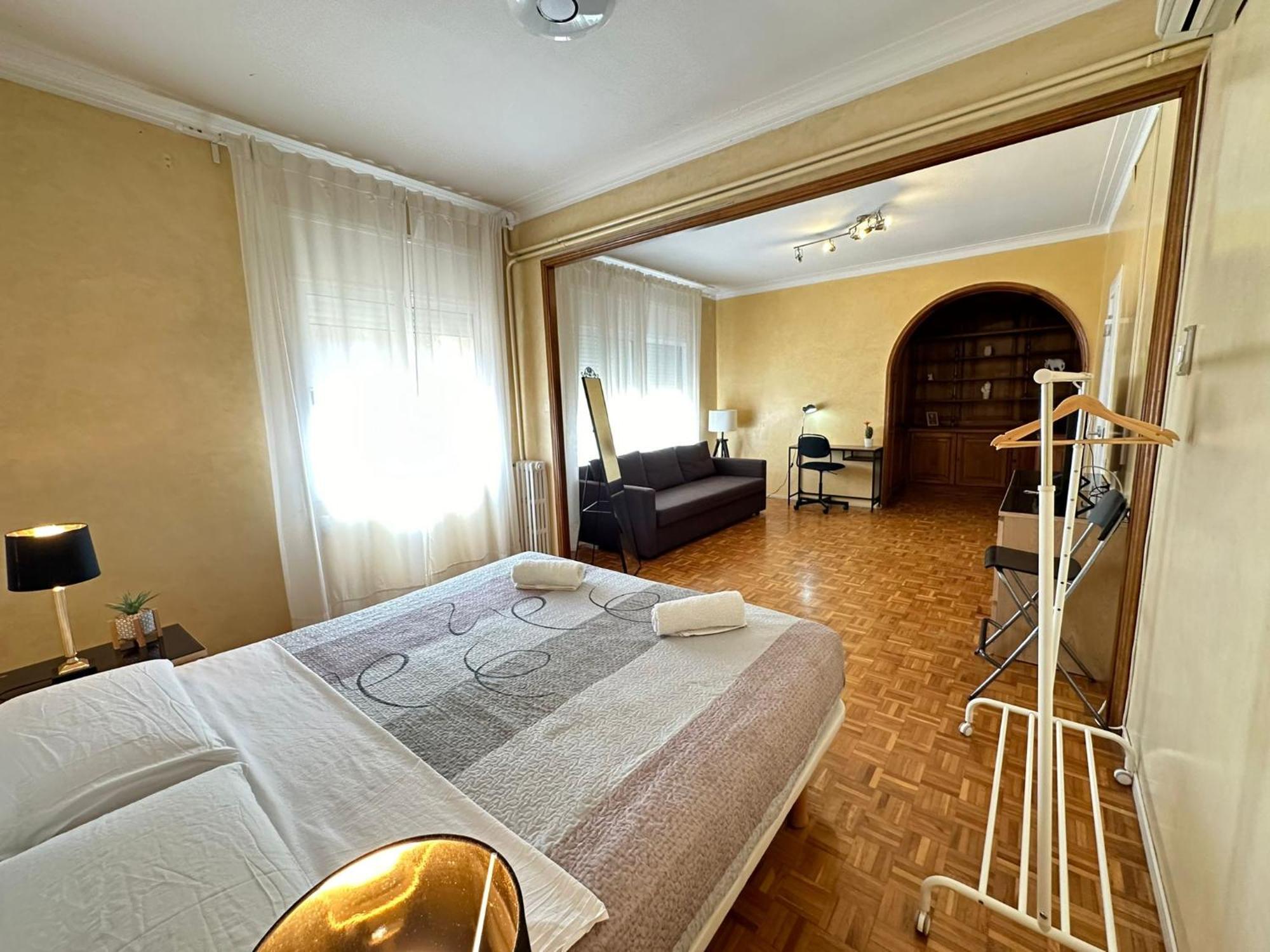 Rooms Villaroel Barcelona Luaran gambar