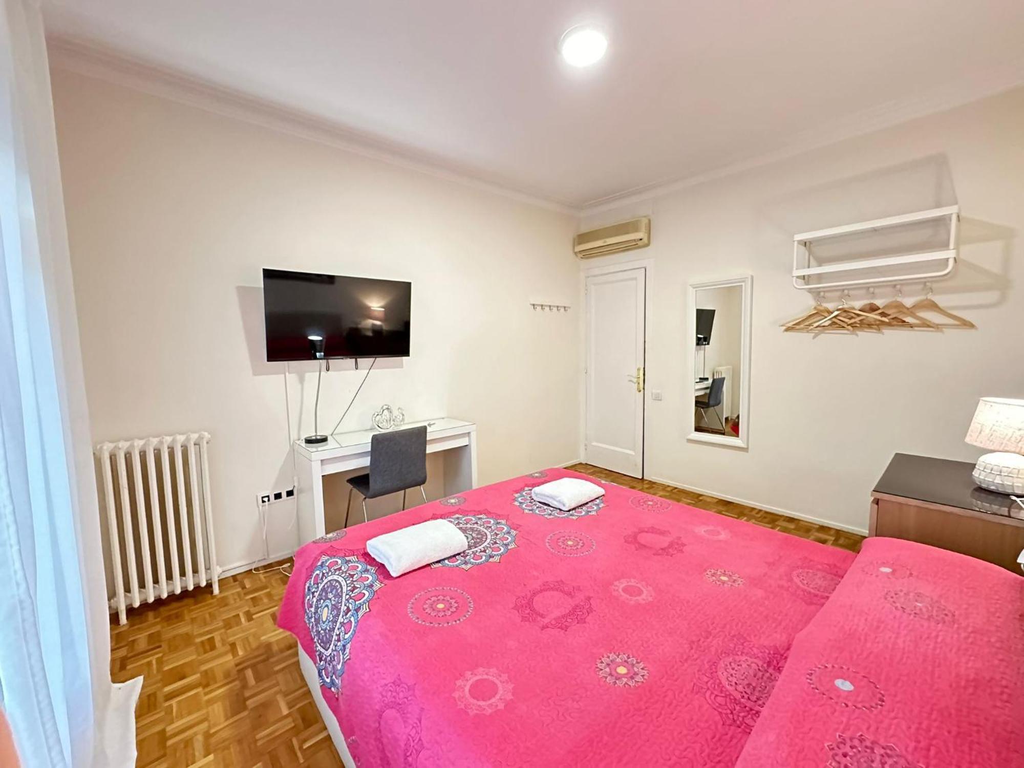 Rooms Villaroel Barcelona Luaran gambar