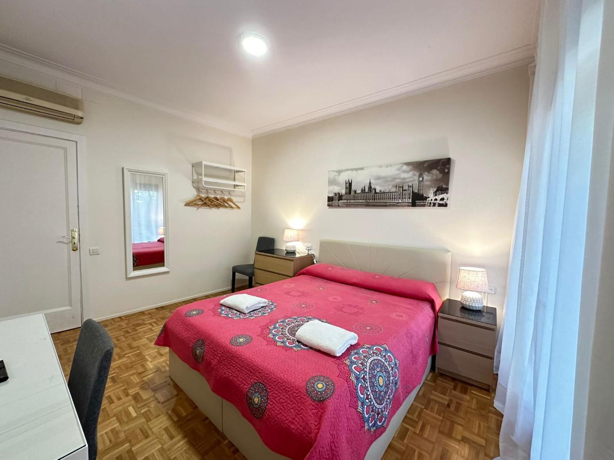 Rooms Villaroel Barcelona Luaran gambar
